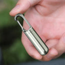 MarkSafe – Kompakt Pillendose mit Schlüsselanhänger für den einfachen Einsatz auf Reisen