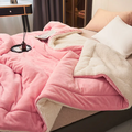 PlushWrap - Luxus Decke für ultimativen Komfort und Vlies Wärme