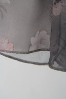 Ella – Elegantes Midikleid Mit Blumenmuster Und V Ausschnitt