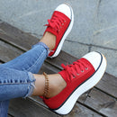 Gisela - Stylische Sneakers mit dicker Sohle und verstellbaren Schnürsenkeln