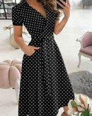 Aria - A Line Kleid mit kurzen Ärmeln und lockerer Passform