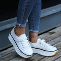 Gisela - Stylische Sneakers mit dicker Sohle und verstellbaren Schnürsenkeln