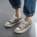 Carla - Flache Turnschuhe mit Leopardenmuster gepolstertem Komfort und rutschfester Sohle