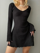 Leonie - Stylisches Midikleid mit V Ausschnitt und langen Ärmeln