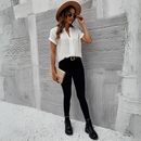 Raelina - Bequemer Kurzarm Bluse mit V Ausschnitt