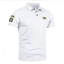 Leo – Klassisches Poloshirt mit Knopfleiste und Ärmelpatch-Detail