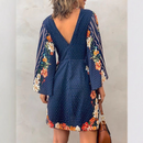 Lina – Lässiges bedrucktes Minikleid mit V Ausschnitt und langen Ärmeln