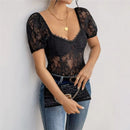 Paula – Bodysuit mit floralen Puffärmeln und quadratischem Ausschnitt