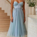 Bente – Modisches rückenfreies Maxikleid mit Spaghettiträgern für einen einzigartigen Look