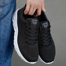Julian – Leichte Sneakers mit rutschfester Sohle und atmungsaktivem Entwerfen
