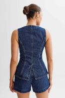 Rhea – Taillierte ärmellose Weste mit Fronttaschen und taillierten Shorts