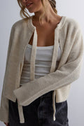 Jutta - Lässige Schleife vorne Strickjacke mit langen Ärmeln