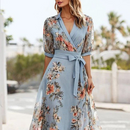 Mira – Maxikleid mit V Ausschnitt Blumenmuster und kurzen Ärmeln