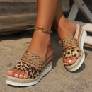 Naima – Keilsandalen mit verstellbarer Schnalle und Animal-Print