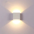 GlowEdge - Moderne quadratische Wandleuchte mit einstellbaren Licht und wiederaufladbarem Gestaltung