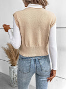 Larissa - Bequeme ärmellose Strickjacke mit V Ausschnitt und Knöpfen