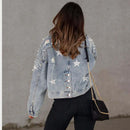 Luisa - Langärmelige Jeansjacke mit Knöpfen und Perlenverzierung