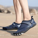 Adrean - Orthopädische Wasserschuhe mit rutschfester Sohle und verstellbarem Riemen