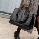 Annika - Strapazierfähige Umhänge und Laptoptasche mit großem Fassungsvermögen