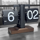 TimeFold – Automatische Umblätteruhr mit geräuschlosem Uhrwerk für einzigartiges Dekor