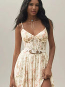 Grace - Stylisches Maxikleid mit hohem Schlitz und floralen Prints