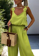 Leona – Ärmelloser Jumpsuit mit weitem Bein rückenfreier Passform und verstellbaren Trägern