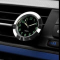 AutoTick - Mini Analoguhr mit runder Form für den Autoinnenraum