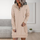 Lara - Bequemes Kapuzenkleid mit langen Ärmeln und Knöpfen