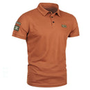Leo – Klassisches Poloshirt mit Knopfleiste und Ärmelpatch-Detail