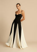 Marie – Stilvolles ärmelloses langes Kleid mit Spaghettiträgern für einen luxuriösen Look