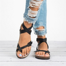 Amira – Gekreuzten Riemen Sandalen mit verstellbarer Schnalle und offener Spitze