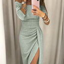 Romy – Schulterfrei Plisseekleid mit langen Ärmeln und seitlichem Schlitz