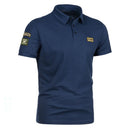 Leo – Klassisches Poloshirt mit Knopfleiste und Ärmelpatch-Detail