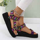 Hannah – Stylische flache Sandalen mit dicker Sohle und verstellbaren Riemen