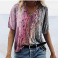 Jamie – Bunte Bluse mit kurzen Ärmeln und V-Ausschnitt für einen lässigen Stil