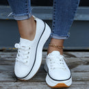 Gisela - Stylische Sneakers mit dicker Sohle und verstellbaren Schnürsenkeln