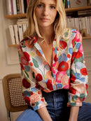 Yvonne - Bequeme langärmelige Bluse mit Blumenmuster und Knöpfen