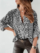 Zelma - Modische Bluse mit Leopardenmuster langen Ärmeln und Knöpfen