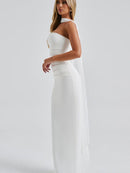Selene - Trägerloses langes Kleid mit geraffter Taille und fließendem Rock