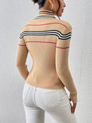 Gestreifter Khaki gerippter Rollkragenpullover mit Slim-Fit fÃ¼r Damen | Sophie