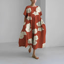 Wirka - Bedrucktes Kleid mit Rundhalsausschnitt und kurzen Ärmeln