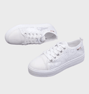 Beatrix - Stylische niedrig geschnittene Schnürsneakers mit seitlichen Details und sicherer Passform