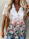 Clara – Einzigartige Bluse mit Knopfleiste und weichem, floralem Design