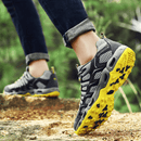 Rayn – Wanderstiefel mit breiter Zehenkappe und druckverteilender Sohle