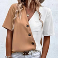 Lunara – Bluse mit seitlichen Knöpfen mit Brusttasche und einzigartigem Design