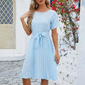 Anita - Lässiges knielanges Kleid mit Gürtel und kurzen Ärmeln
