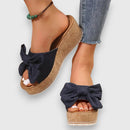 Zella - Leichte modische Sandalen mit Schleifenmuster und dicker Sohle