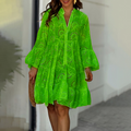 Leni – Stylisches Minikleid mit V-Ausschnitt und langen Ärmeln