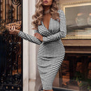 Maysa – Langärmliges Midikleid mit tiefem V-Ausschnitt und Paillettenoberfläche