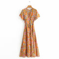 Samira – Maxikleid mit Flatterärmeln und durchgehendem Blumenmuster